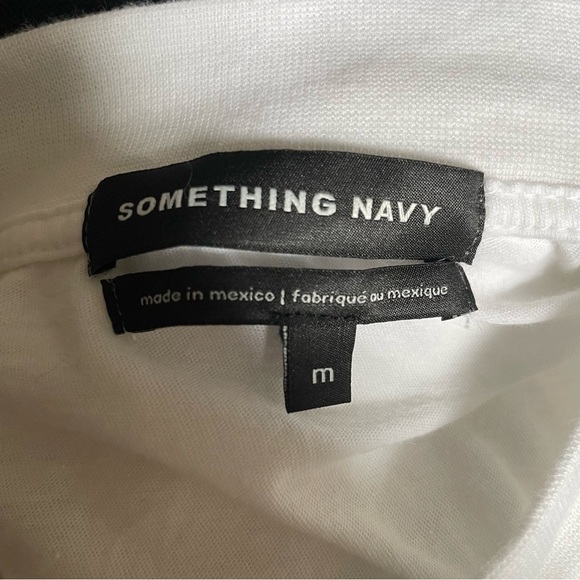 Something Navy White Moc Neck 100% Cotton Short Sleeve T-Shirt EUC size Medium - Picture 7 of 9